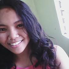 Desiree Valle (@dedesdesiree)