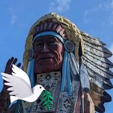 I ran into Cáit O'Riordan in Brooklyn yesterday. It was a blustery, gloomy  & gorgeous New York day. We sang some songs and cars honked at us. It was  the best. Tonight