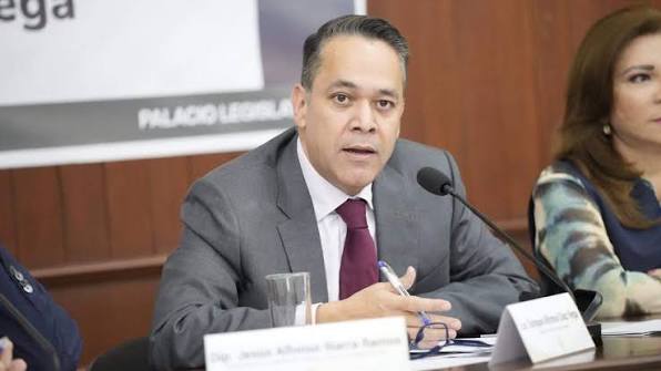 Rocha Moya anuncia salida de Díaz Vega de la Secretaría de Finanzas - El  Sol de Sinaloa