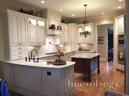 Painting The World One Hue At A Time Glazed Kitchen Cabinets Kitchen Inspiration Design Kitchen Cabinet Styles