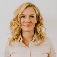 Jemma Johns's Instagram, Twitter & Facebook