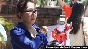 Trung quốc âm mưu dùng tứ sa để tạo lớp vỏ mới cho đường lưỡi bò phi pháp. NgÆ°á»i Viá»‡t Pháº£n Ä'á»'i Ä'Æ°á»ng LÆ°á»¡i Bo TrÆ°á»›c Du Khach Trung Quá»'c