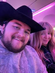 See you guys soon 🇬🇧🇬🇧🇬🇧 #fblifestyle #uk #kgh