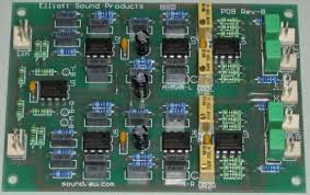 Sebelumnya kita telah membahas fungsi coil dan kapasitor dalam pembahasan mengenai crossover 2 way, baik itu yang 6 db per oktaf maupun yang 12 db per oktaf. Linkwitz Riley Electronic Crossover