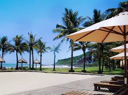 Sunset beach is immediately to the north of the city of cape town and the long, sandy, white besides its magnificent view, sunset beach is also well known for exciting activities, immaculate. Sizihwan Sunset Beach Resort Room Reviews Photos Kaohsiung 2021 Deals Price Trip Com