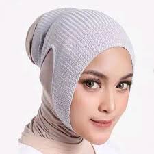 Pengalaman ini mungkin hanya dipahami oleh para pengguna jilbab, khususnya hijabers indonesia. Kenali 7 Jenis Ciput Mana Yang Harus Kamu Pakai
