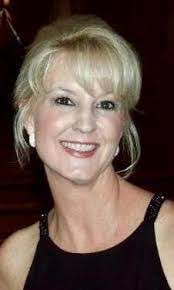 Marilyn Hendrix's Instagram, Twitter & Facebook