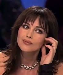 Monica_Bellucci 💚 💚...