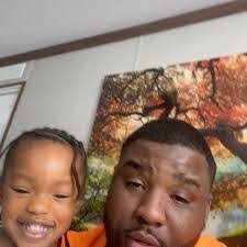 Darnell Meadows's Instagram, Twitter & Facebook