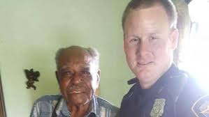 Police, strangers fix 95-year-old's air conditioner after heat makes him  dial 911