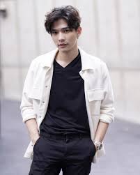 ใจคอไม่ดีเลย ลี ฐานัฐพ์ ไปออกรายการ ใบ้คำแล้วกระโดดแบบนี้ (มีคลิป) 25d comment 6fxef4fno0at5m