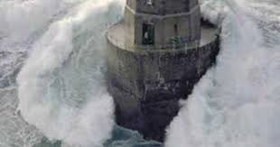 Ocean S Fury Unleashed The Famous Picture Was Taken Trying To Rescue The Light House Keeper Very Few People A Lighthouse Famous Lighthouses Lighthouse Keeper