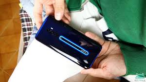 Il mesure en temps réel les variations du vent et permet d'améliorer le trafic aérien. Test Oppo Reno 2 Le Smartphone Qui Est Dans Le Vent Meilleur Mobile