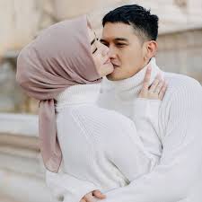 Hal ini setelah citra kirana telah melahirkan anak pertamanya pada 28 agustus 2020. Citra Kirana Dan Rezky Aditya Home Facebook