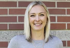 Lizzie Flint's Instagram, Twitter & Facebook