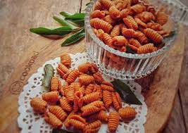 Jangan lupa goreng terlebih dahulu udang kering untuk lagi wangi aroma kuih siput anda.sementara itu cairkan mentega tadi atas api. Resep Kuih Siput Terbaru