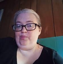 Hi all. What do you think, should books have a table of contents? I put it  in my own book because I think it makes it easier to sell.