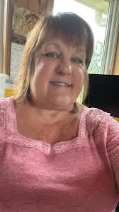 Wearing clothes backwards as a fashion statement