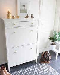 Hallo Meine Lieben Heute Gibt Es Ein Wenig Bling Bling Fur Den Schuhschrank Durch Das Austauschen De Ikea Hemnes Shoe Cabinet Hemnes Shoe Cabinet Hemnes