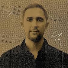 Kevin Slack's Instagram, Twitter & Facebook