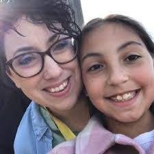 Lea Brinkley's Instagram, Twitter & Facebook