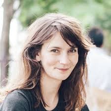 Laura Carlin's Instagram, Twitter & Facebook