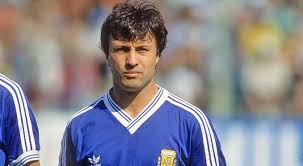Tuvo la dicha (y las condiciones, claro está) de disputar tres copas de mundo representando. Ranking Los 25 Mejores Jugadores De La Historia De La Seleccion Argentina Futbol La Voz Del Interior