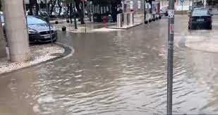 Tempo em faro fim de semana. Chuva Intensa Provoca Inundacoes No Sotavento