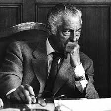 A défaut de buts sur le terrain. Gianni Agnelli On Twitter Frase Dedicata A Chi In Questo Momento Sta Scrivendo Frasi Contro La Juventus L Invidioso E Destinato A Non Godere Mai