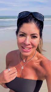 Stacie Clarke's Instagram, Twitter & Facebook