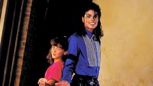 Sometimes jennifer goes by various nicknames including jennifer l ewett, jennifer love hewitt and jennifer l hewitt. Jennifer Love Hewitt Shares Memories Of Michael Michael Jackson World Network