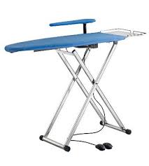 Housse de table à repasser bleue ( 19.40 €). Battistella Table A Repasser Soufflante Chauffante Et Aspirante Zeffiro Chromee Tables A Repasser