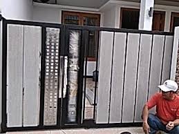 Kumpulan pagar rumah minimalis motif kayu grc jual kanopi. Proses Pembuatan Pintu Pagar Minimalis Kombinasi Papan Grc Motip Serat Kayu Minimalis Kayu Bangunan
