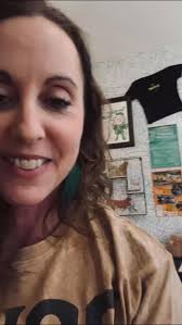 I had a great time covering social media for Monthaven Arts & Cultural  Center Sunday night. I pretty much always enjoy every event and exhibit  that I promote and cover for them.