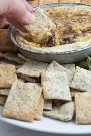 Once you master the basic flax seed cracker recipe the flavor combinations are endless. Vegan Poppy Seed Crackers Recipe Elephantastic Vegan