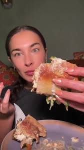 this burratta just matched my freak so hard #sandwich #burrata #peaches  #food #eatwithme #hungry #snax