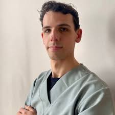 OPERATO AL SECONDO GINOCCHIO ORMAI DA 8 MESI SENTO SEMPRE "TIRARE" I  MUSCOLI LATERALE ESTERNO E SOPR