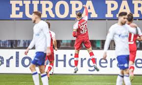Trainer christian streich vom sc freiburg will weltfußballer robert lewandowski die jagd nach dem ewigen rekord von gerd müller erschweren. Going Into The Final Few Games With Fresh Legs Sc Freiburg