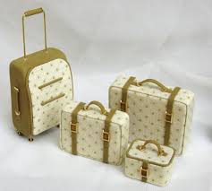 Luggage Set 1 12 Scale In Leather And Fabric Diy Barbie Furniture Mini Things Barbie Accessories