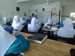 In addition to the dormitory , those who stay at home are also given attention and help. Bengkel Bahasa Inggeris Sesi 1 Di Rumah Amal Limpahan Kasih Ralk Puchong M Pusat Sumber Dan Pendidikan Kanser Care