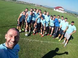 Legătura dintre steaua și progresul spartac nu se oprește la faptul că împart poziția de lider cu câte 6 puncte, ci foarte mulți jucători au venit de la steaua la progresul. Cantonament TÄƒrlungeni Progresul Spartac