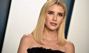 Американская актриса, певица, автор песен и фотомодель. Emmu Roberts Obvinili V Seksizme Kogda Ona Soobshila Chto Rada Stat Mamoj Malchika