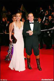 Francis lalanne ne récolte que 0,6% aux élections européennes. Cannes 2008 Francis Lalanne Et Ses Bottes La Boite De Chocolats