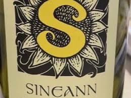 Sauvignon blanc is the flagship varietal of new zealand, and is typically a very crisp aromatic wine with notes of grapefruit, tropical fruit and cut grass. 2016 Matua Sauvignon Blanc New Zealand Marlborough Wine Review Intowine