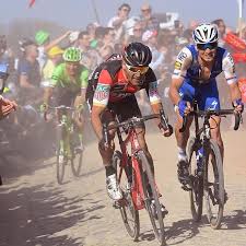 Bereit für die nächste tour? Greg Van Avermaet Zdenek Stybar Paris Roubaix 2017 Tdwsport Cycling Inspiration Cycling Photography Bicycle Race