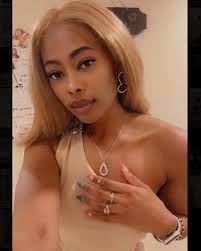 Shanice Hunter's Instagram, Twitter & Facebook