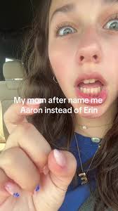 erinaaronn (@erinaaronn)