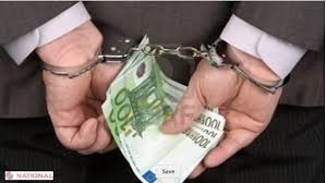 Conform proiectului, dosarele aflate in curs de solutionare sau care se afla in arhiva siij se transmit pe cale administrativa, in termen de 5 zile lucratoare de la data intrarii in vigoare a. Un Angajat Al Ministerului JustiÅ£iei Este Cercetat Penal Intr Un Dosar De CorupÅ£ie