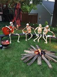 12168018 10206956775254339 866137868 N Funny Halloween Decorations Halloween Diy Outdoor Halloween Outdoor Decorations