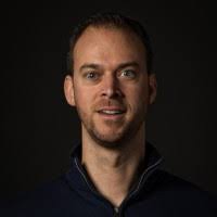 100+ 'Stoops' profiles